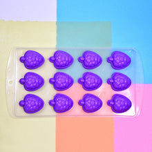 Flexible silicone ice trays with lid, easy release design